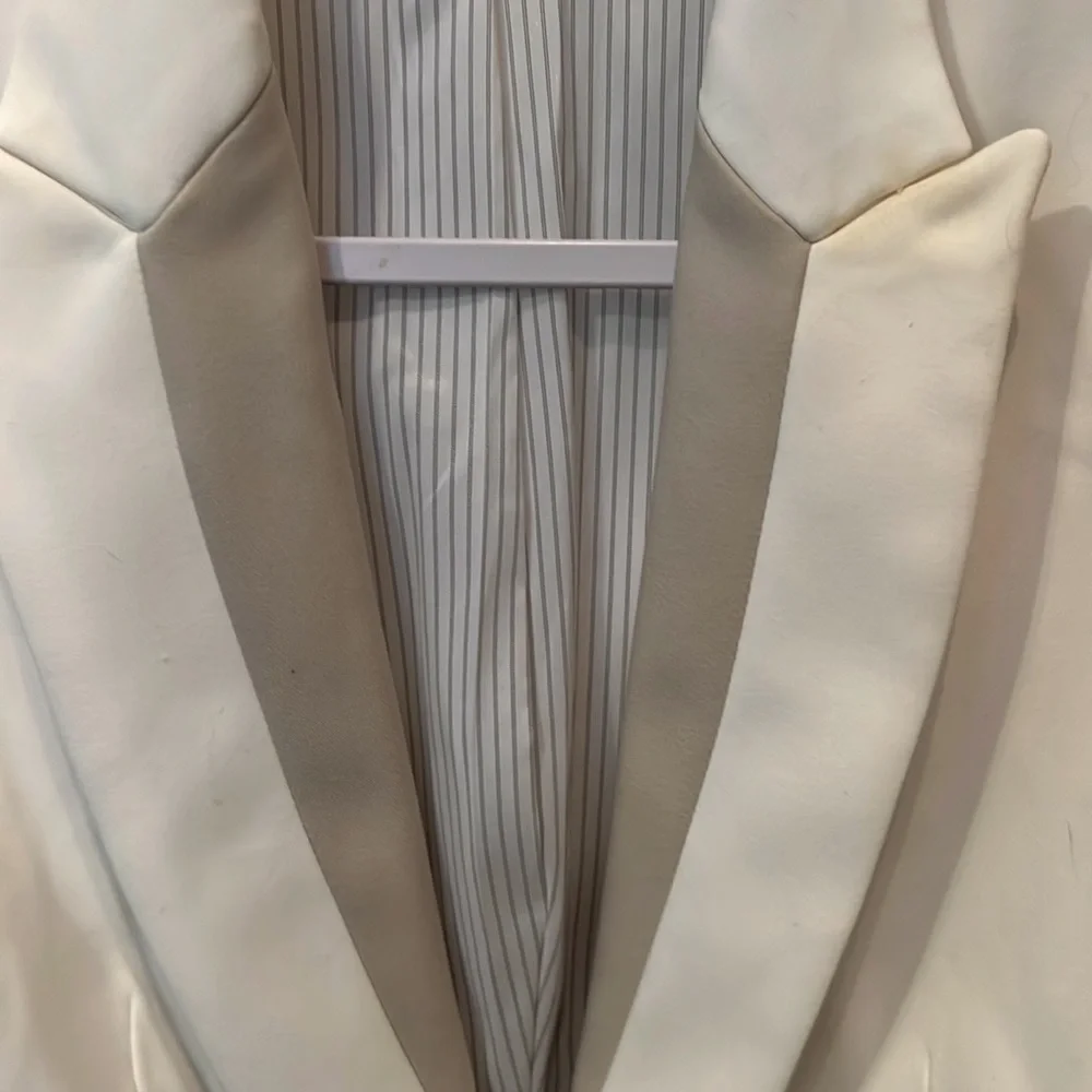 Jacket - Picture 2 of 4